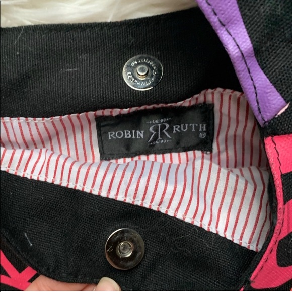 Robin Ruth New York Hobo Style Bag - Picture 6 of 6